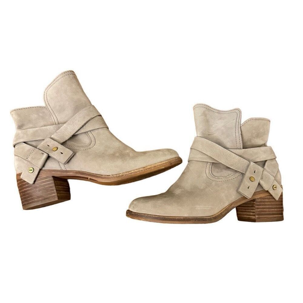 UGG Elora Sahara Nubuck Leather Ankle Boots Taupe Beige Tan Pull On Size 7